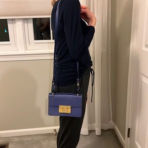 REAL SALVATORE FERRAGAMO  CROSS BODY SMOOTH CALFSKIN IN PERIWINKLE